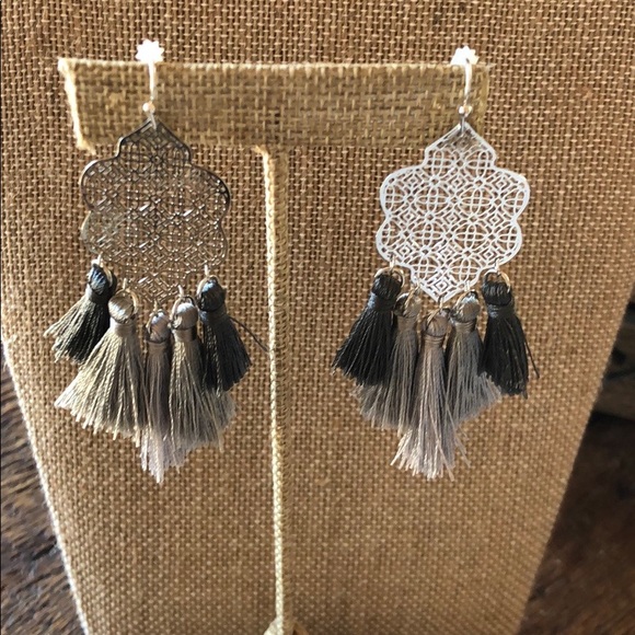 DONATED - Picture 3 of 3